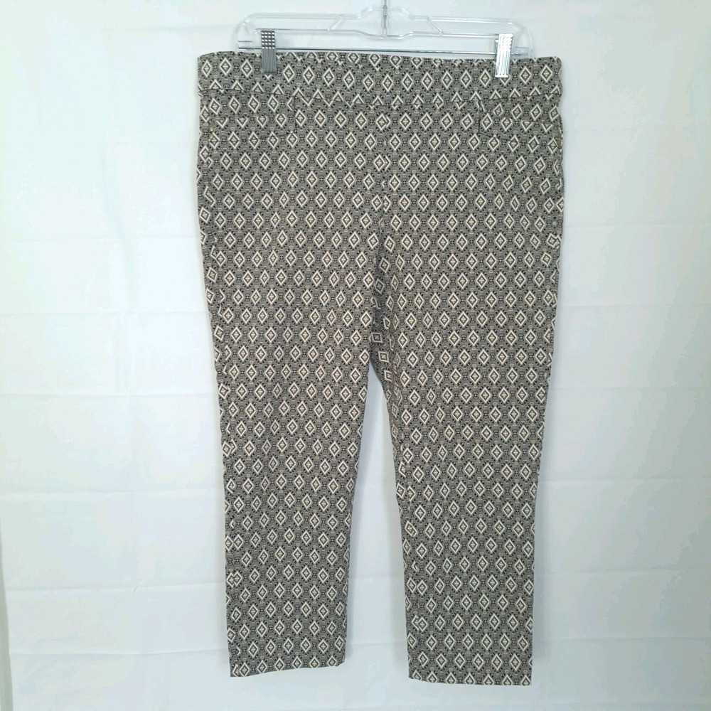 Roz & Ali Cropped Dress Pants Sz 16P Stretch Pull On Geometric Black White Tan